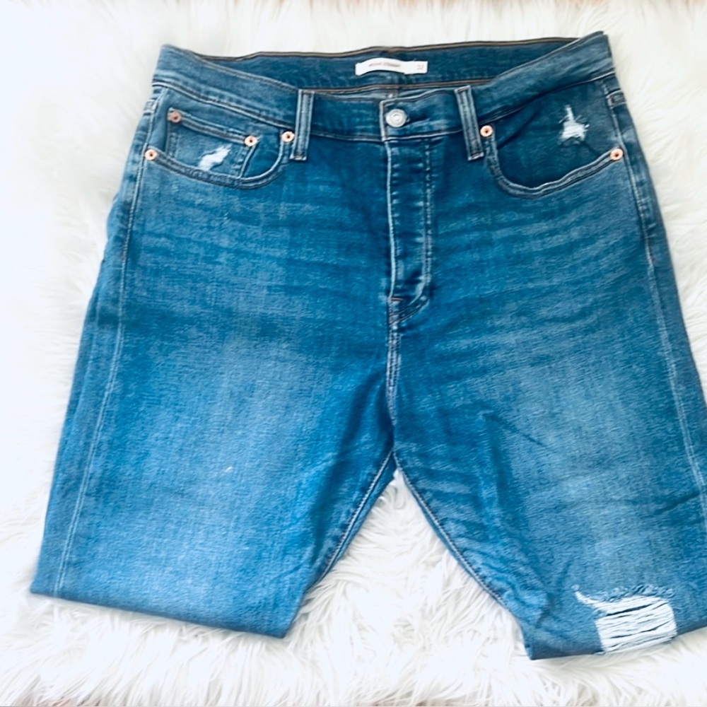 Levi's Women's Blue Distressed Jeans